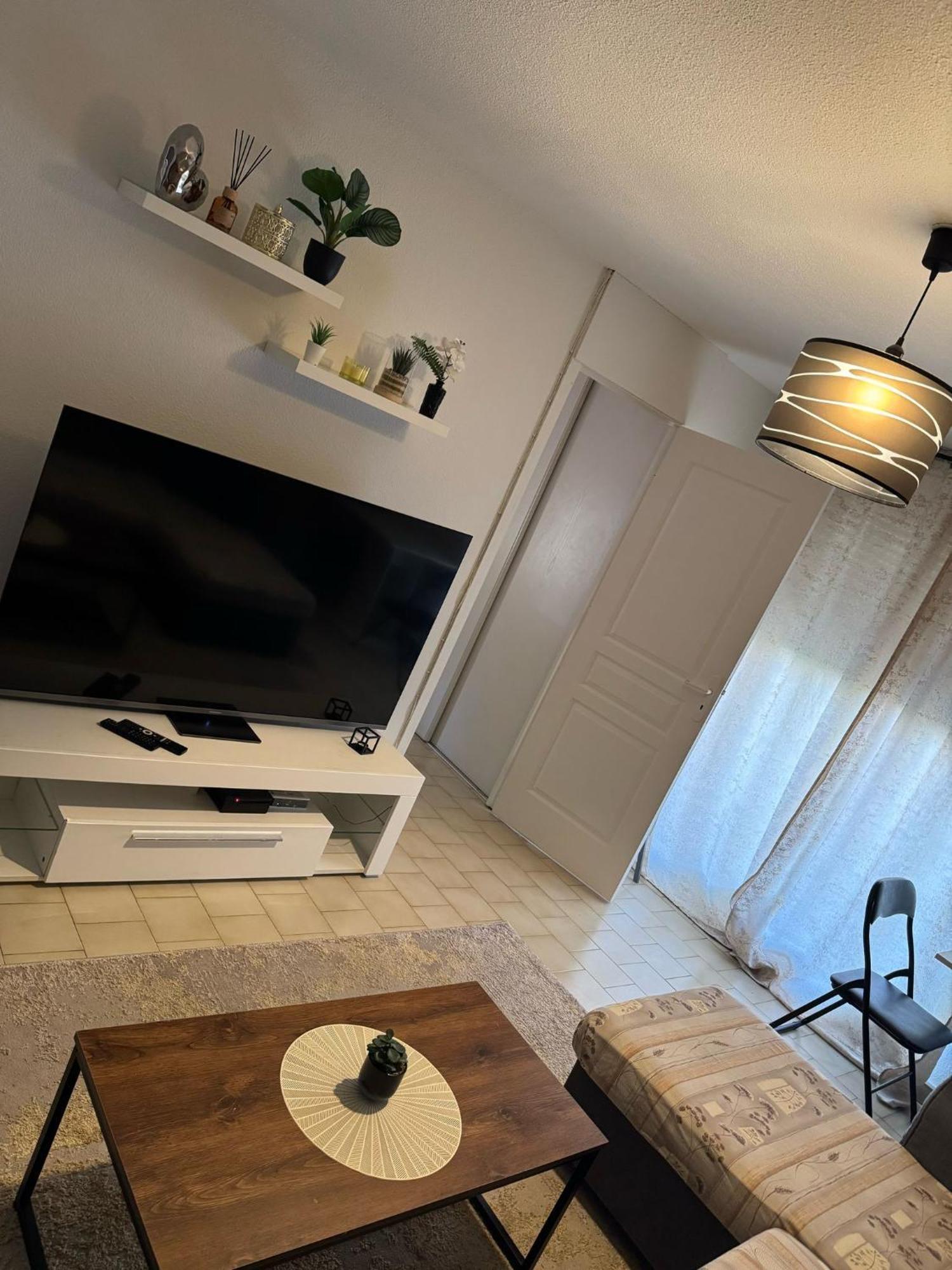 T2 Montpellier Plein Sud Clim Wifi Terrasse De 16M2 Lägenhet Exteriör bild