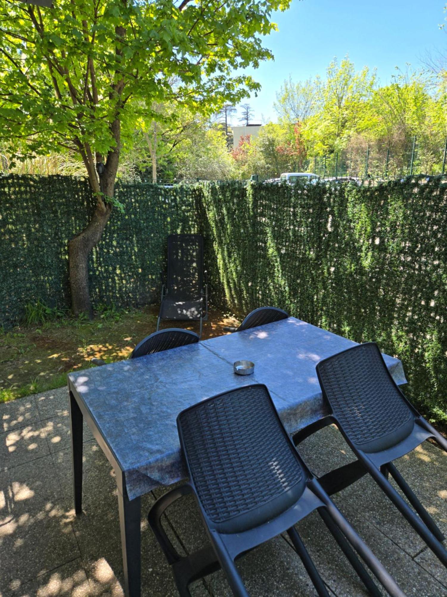 T2 Montpellier Plein Sud Clim Wifi Terrasse De 16M2 Lägenhet Exteriör bild
